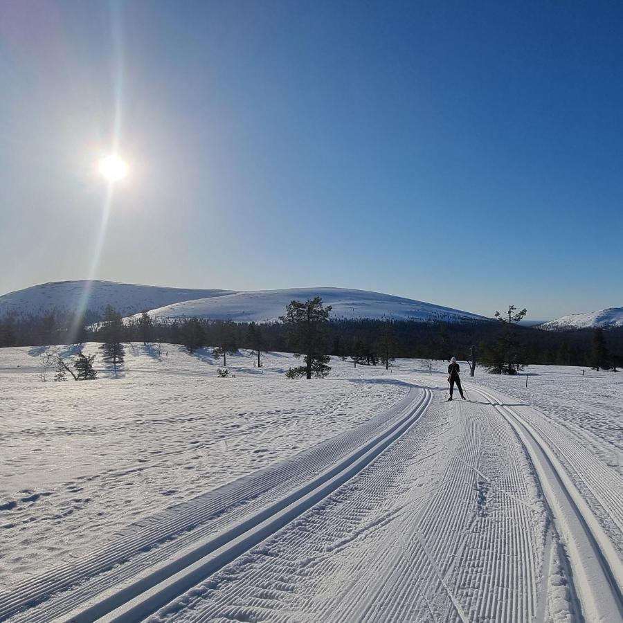 Loimu Villa Akaslompolo Bagian luar foto